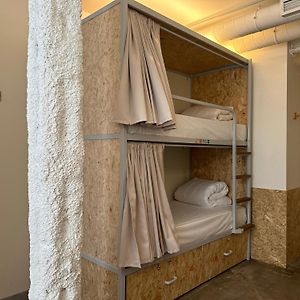 Dormitory Room Mixed